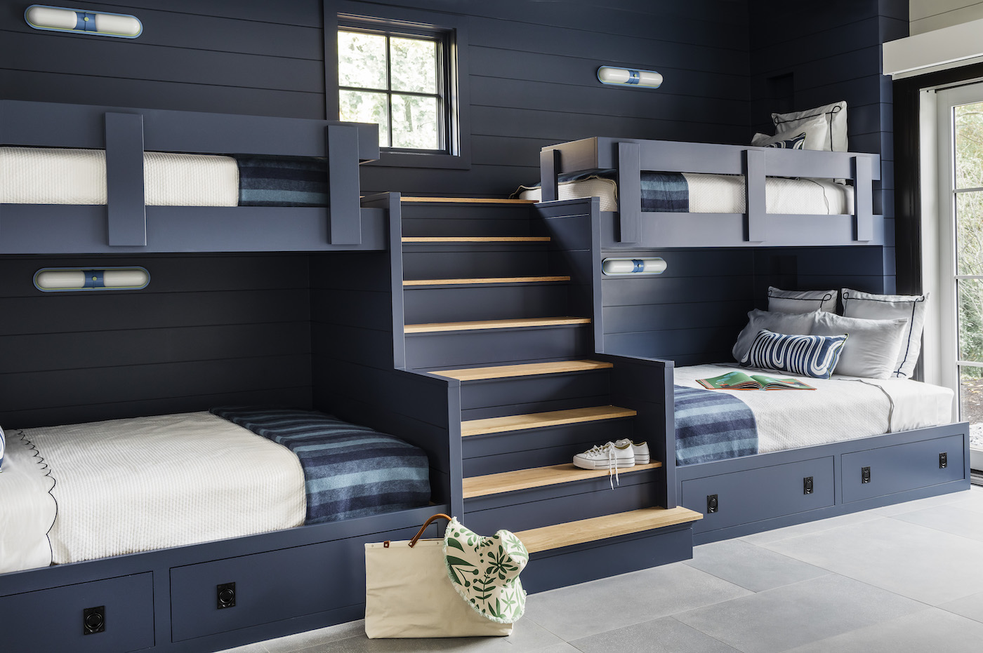 https://vivianrobinsdesign.com/wp-content/uploads/2023/06/bunk-beds-guest-room-guest-house-interior-design.jpg